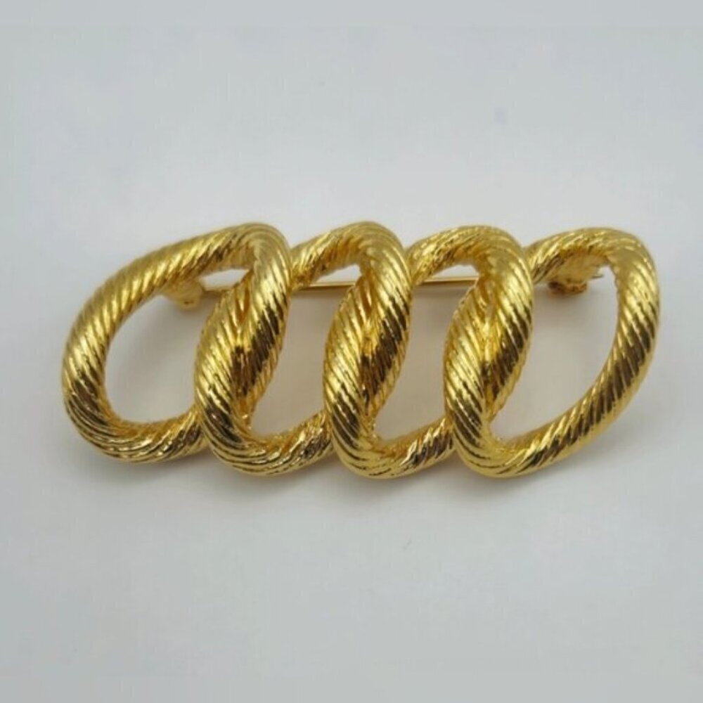 Vintage Signed Monet Gold Tone Textured Woven Ring Brooch